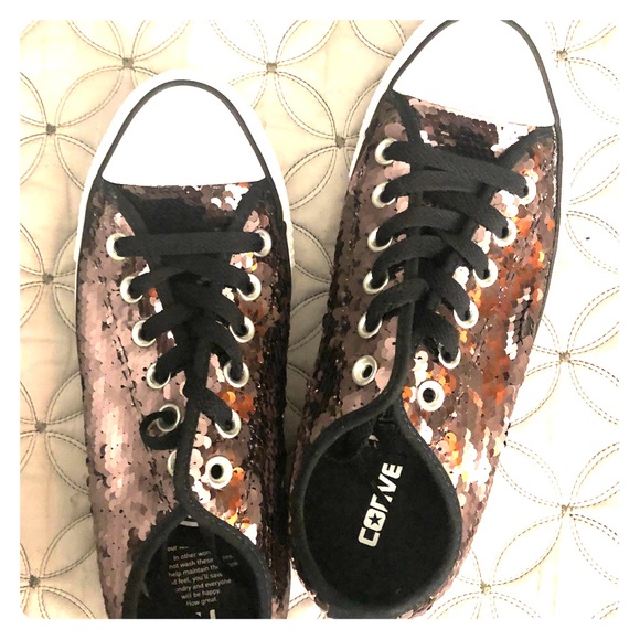 Converse sequin chuck Taylor’s - Picture 1 of 6